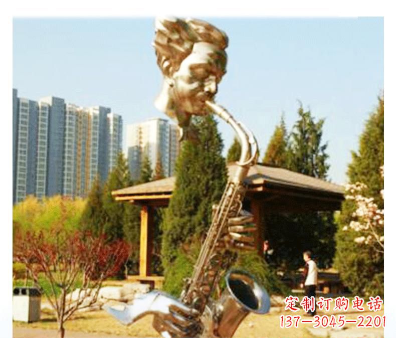 南阳不锈钢萨克斯雕塑精美而又抒情
