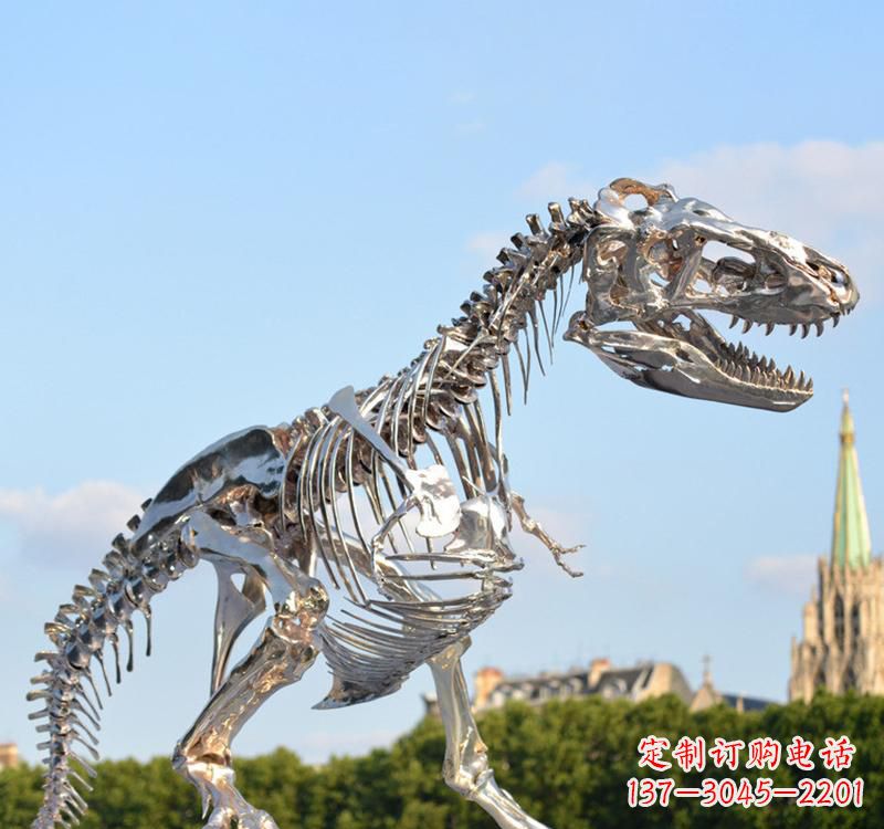 南阳不锈钢恐龙雕塑精致纪念它们的存在