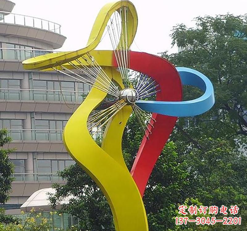 南阳不锈钢风车雕塑——烤漆之美