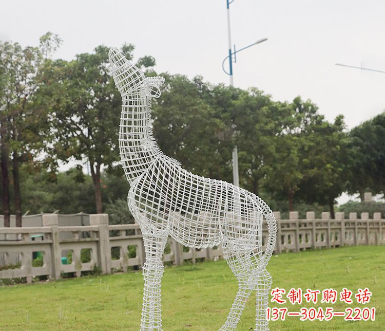 南阳不锈钢园林镂空长颈鹿雕塑