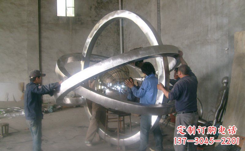 南阳不锈钢圆圈圆环雕塑