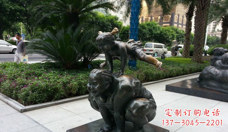 南阳精美山羊雕塑,点缀步行街