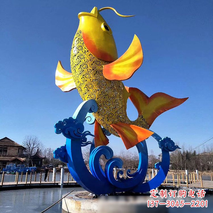 南阳彩绘不锈钢鱼跃雕塑-大型水景喷泉动物雕塑