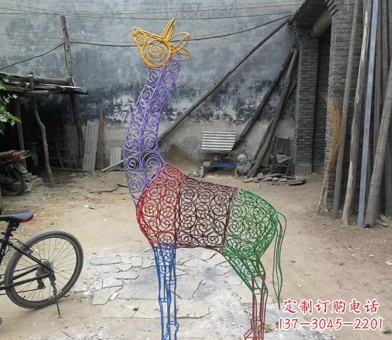 南阳彩色不锈钢镂空梅花鹿公园动物雕塑