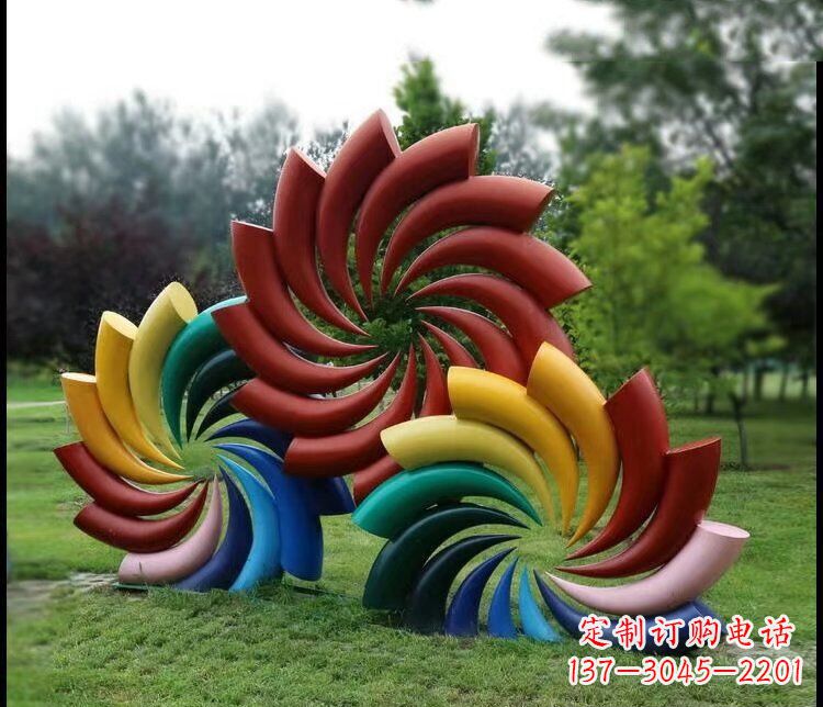 南阳彩色不锈钢风车雕塑