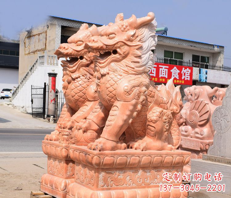 南阳传说中的麒麟雕塑