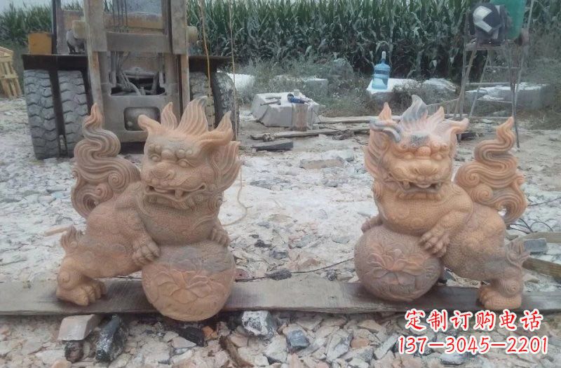 南阳狮子雕塑踩球小狮子石雕