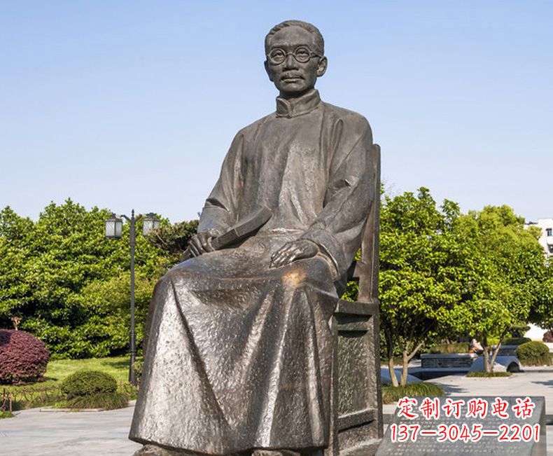 南阳蔡元培一位教育家的雕塑