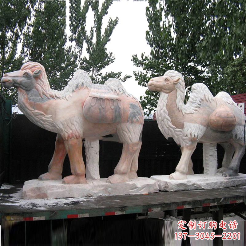 南阳骆驼雕塑——茶马古道的杰作
