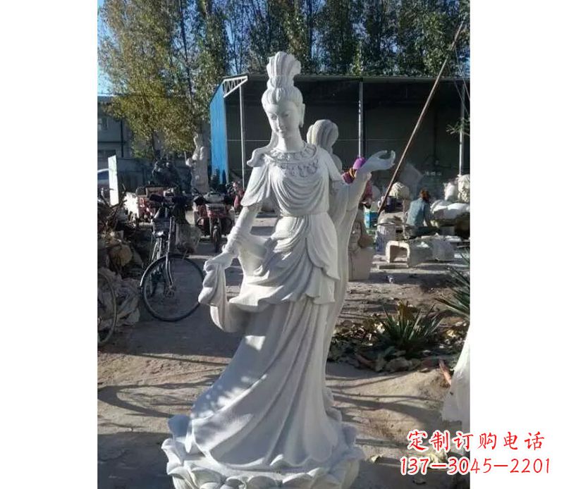 南阳传奇女神嫦娥的雕塑