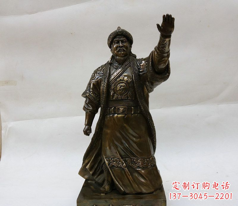 南阳成吉思汗源自铜雕的传奇人物