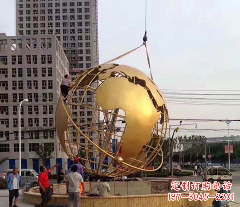 南阳城市之美不锈钢镂空地球仪雕塑