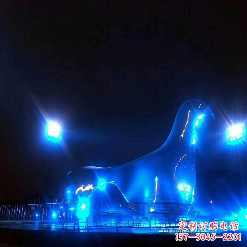 南阳抽象和平不锈钢鸽子雕塑夜景灯光效果
