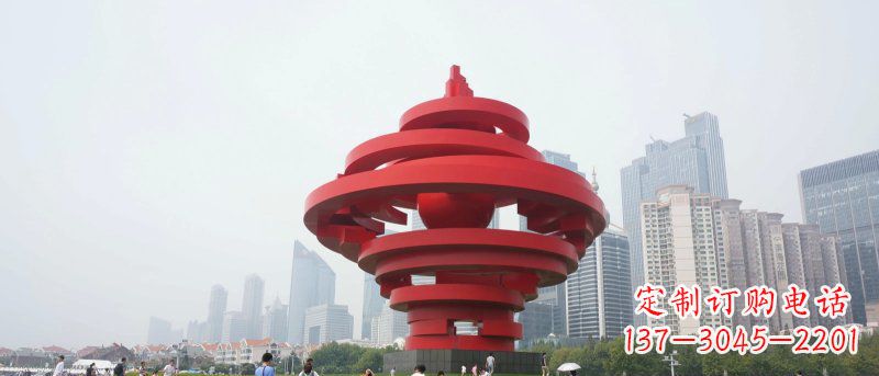 南阳火炬雕塑标志五月风光