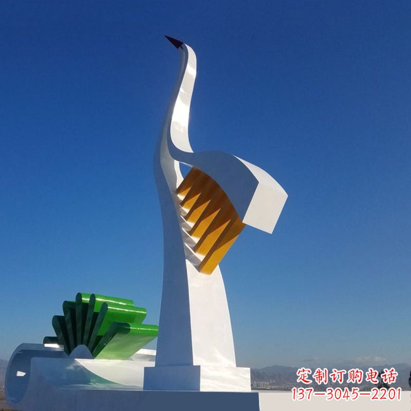 南阳仙鹤雕塑——一种充满传统文化的艺术品