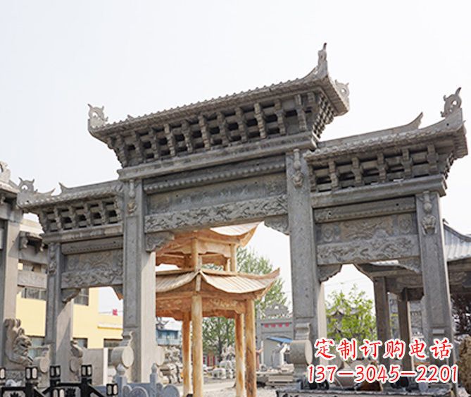 南阳村庄大理石三门牌坊石雕