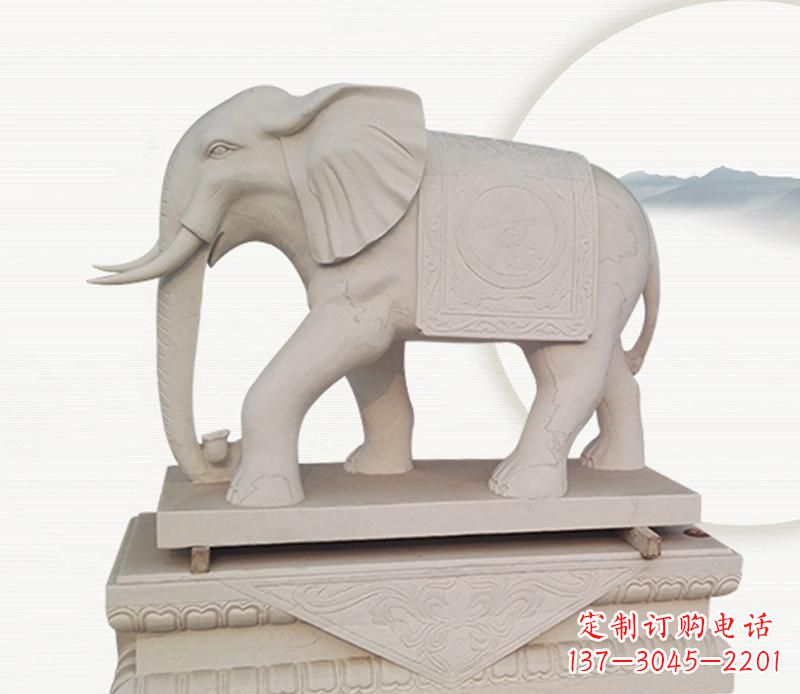 南阳大理石公园内的巨大雕塑