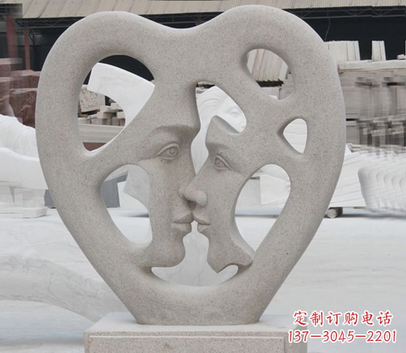 南阳情侣石雕,浪漫绽放