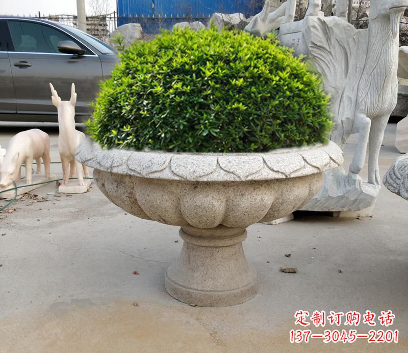 南阳优雅大理石花盆雕塑