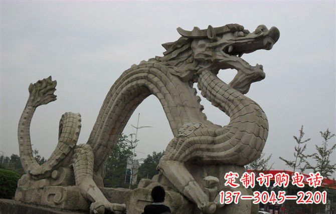 南阳大理石龙雕塑,象征着力量与尊贵
