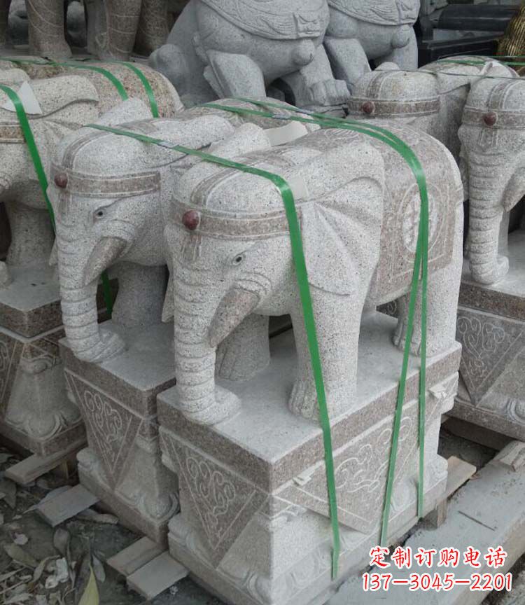 南阳坚实可靠的大象雕塑