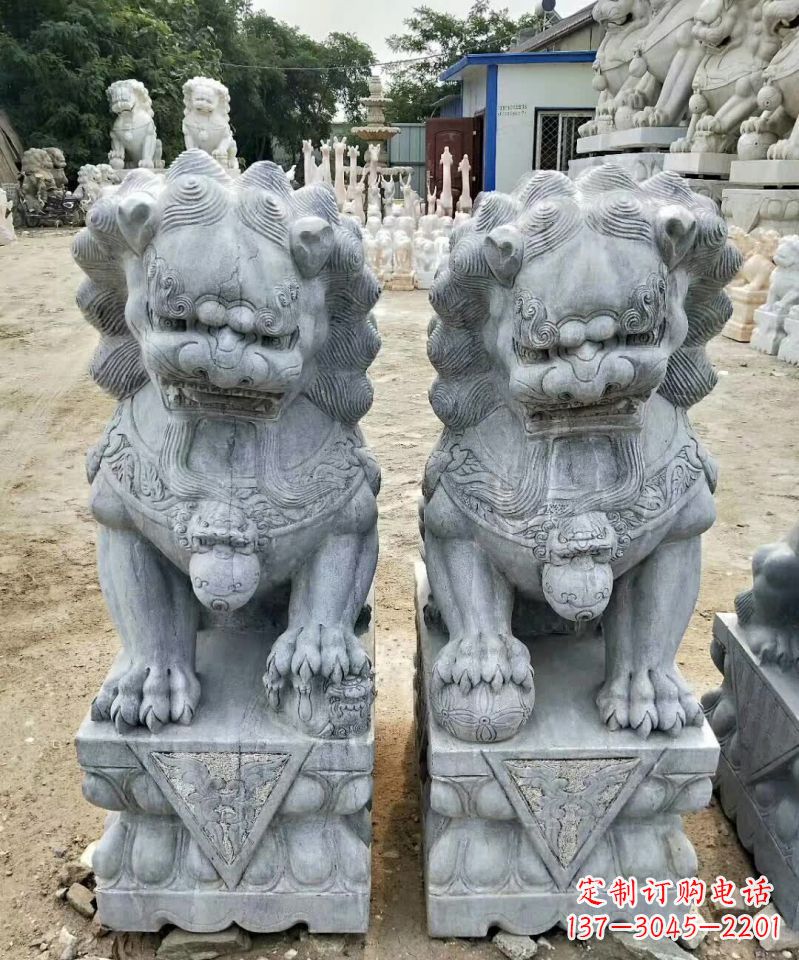 南阳传统工艺精雕大理石狮子石雕塑