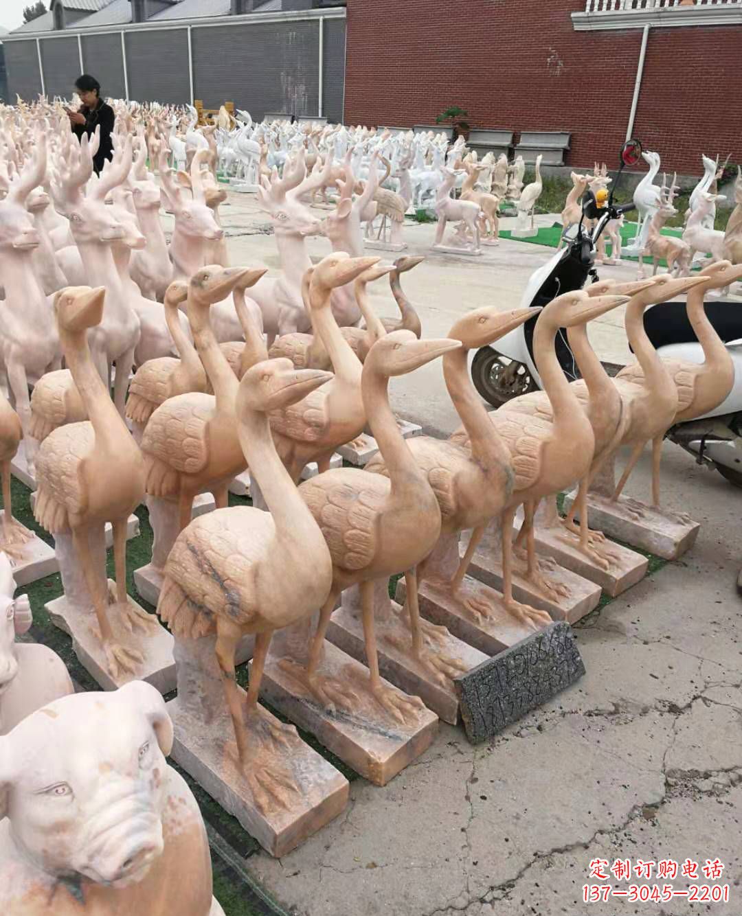 南阳丹顶鹤大理石雕塑