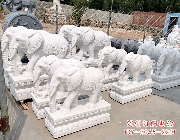 南阳大桥上的大象石雕