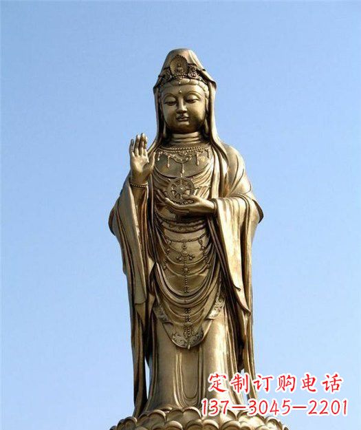 南阳大型立式铜观音雕塑