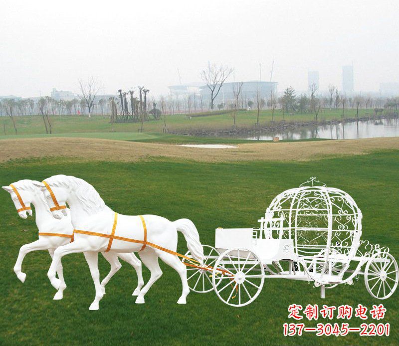 南阳大型欧式马车动物玻璃钢雕塑
