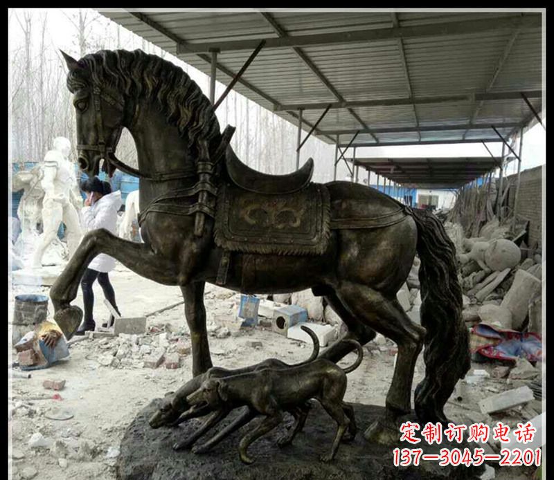 南阳高品质马雕塑