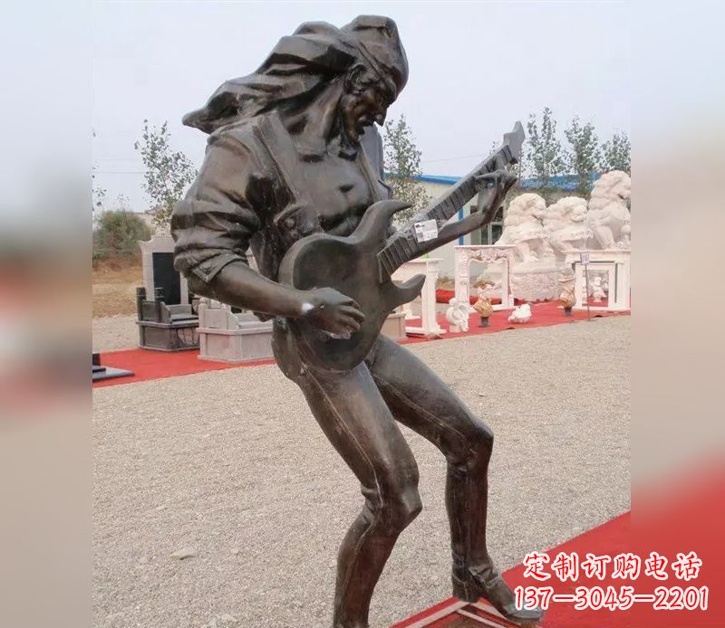 南阳弹吉他广场小品人物铜雕