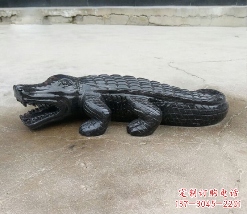 南阳经典鳄鱼景观石雕