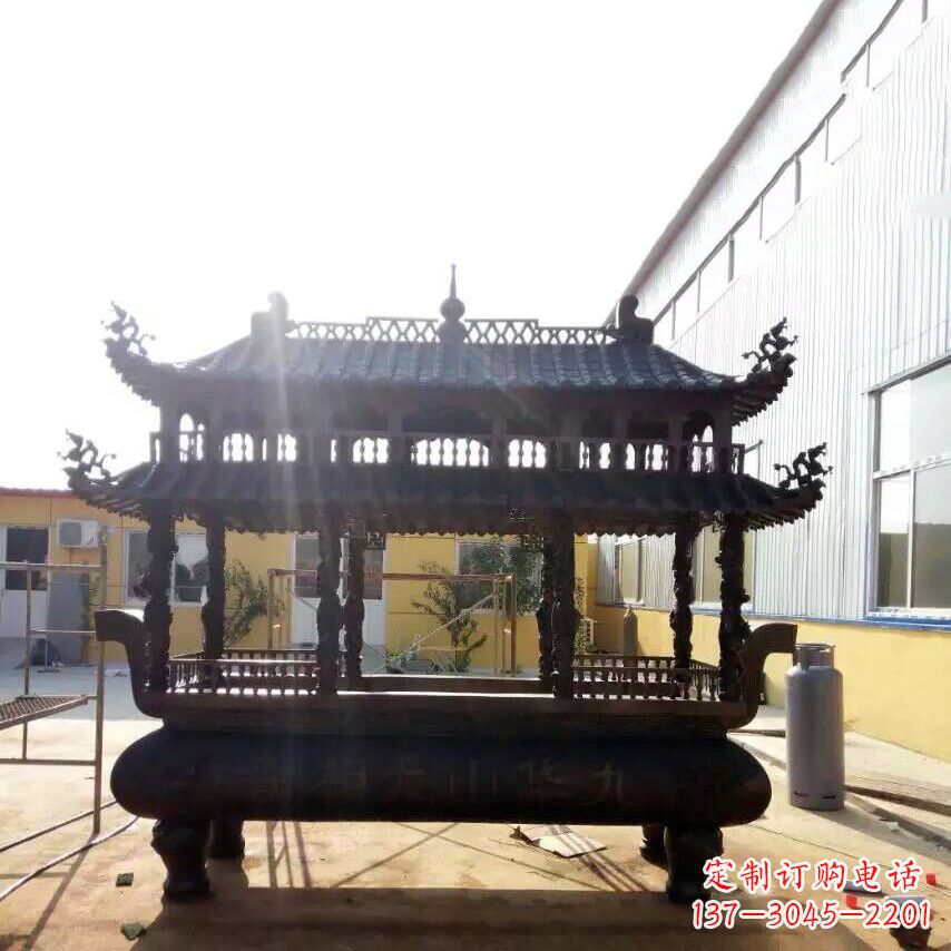 南阳欣赏传统文化的多层铜香炉雕塑