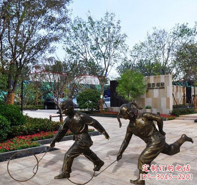 南阳铜雕塑为孩子带来欢乐