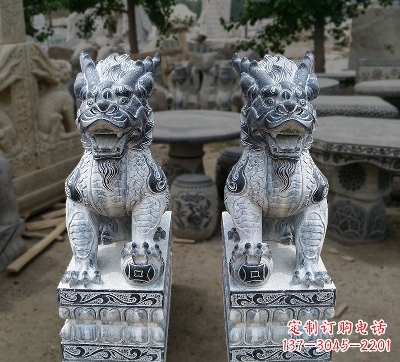 南阳传统工艺仿古麒麟雕塑