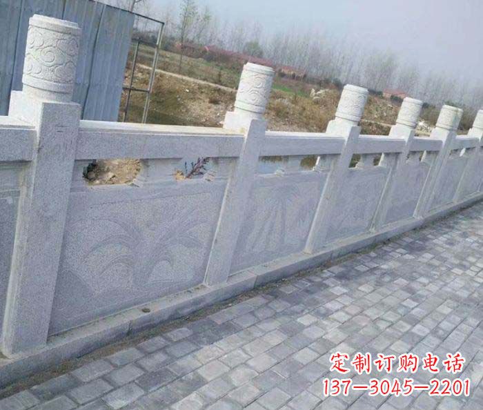 南阳传统石栏板雕塑
