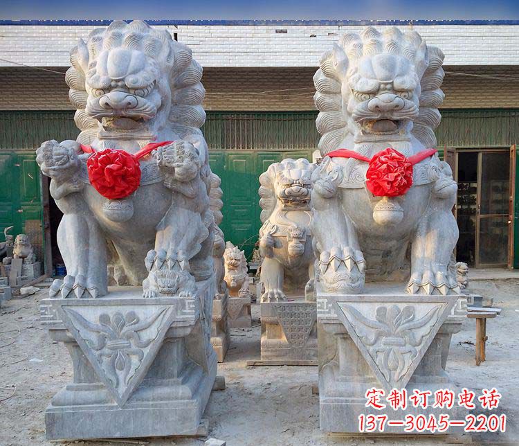 南阳传统风格狮子石雕
