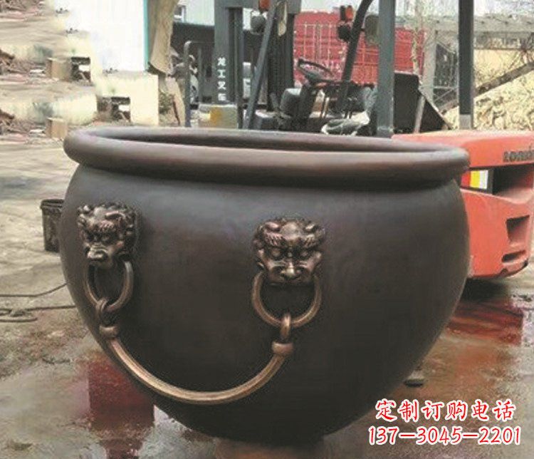南阳非凡形态的铜雕狮子头水缸