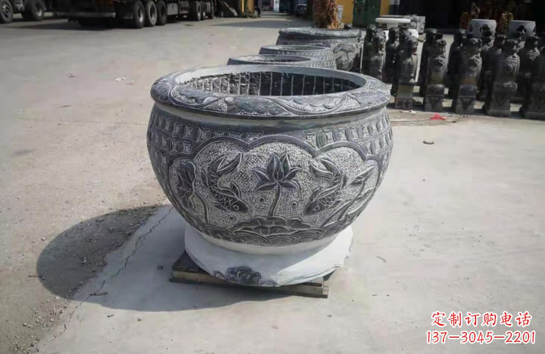 南阳仿古石水缸荷花鲤鱼石雕