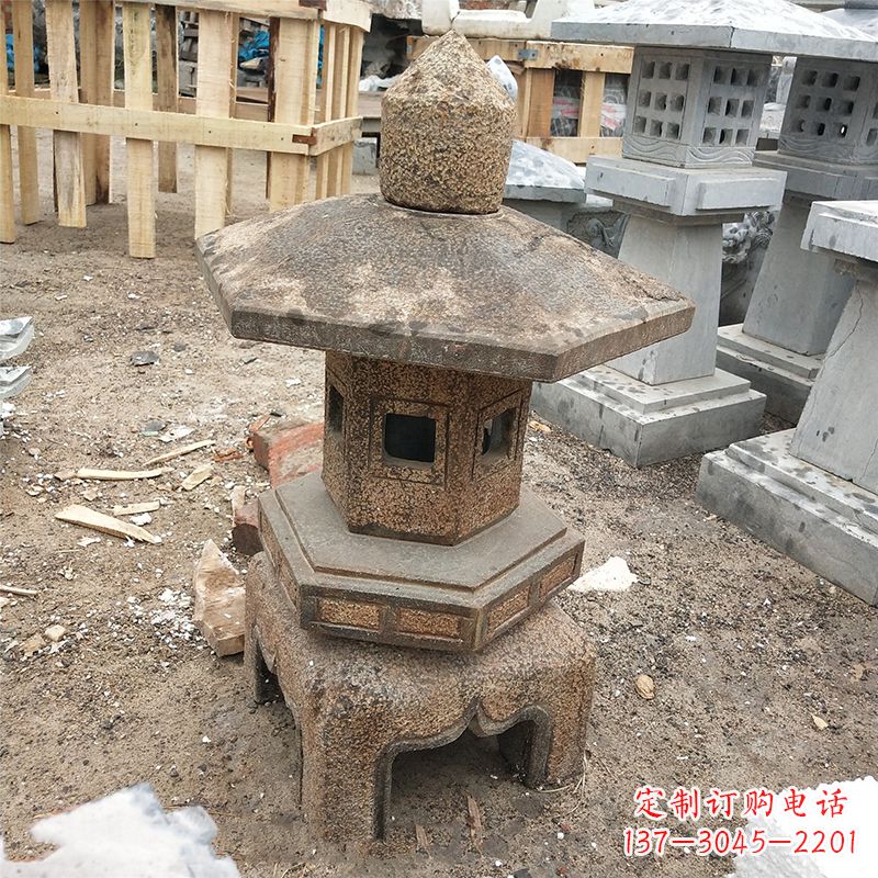 南阳古雅时尚仿古石灯笼雕塑