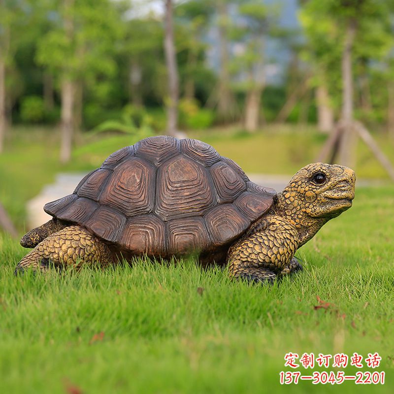 南阳玻璃钢乌龟雕塑草坪摆件