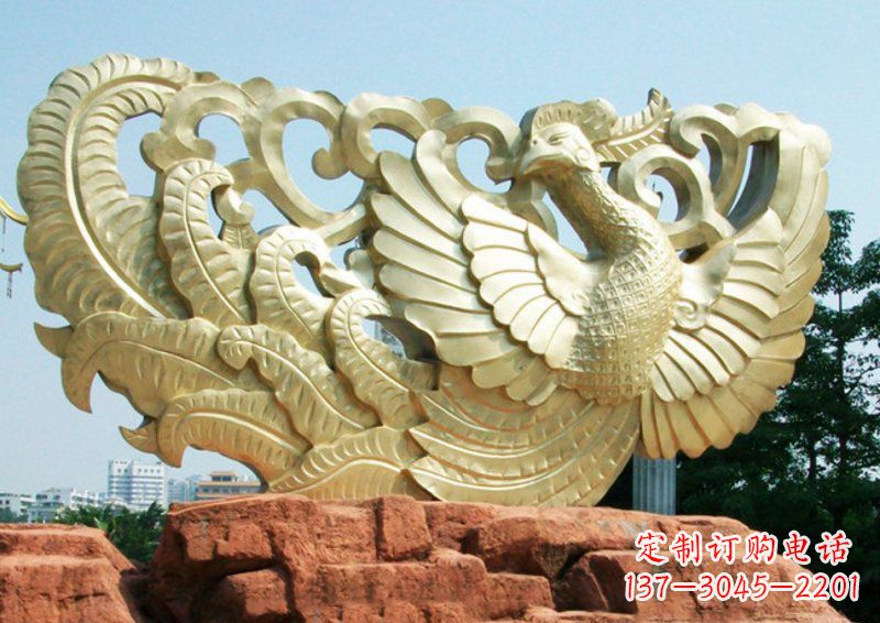 南阳凤凰古代神兽铜雕