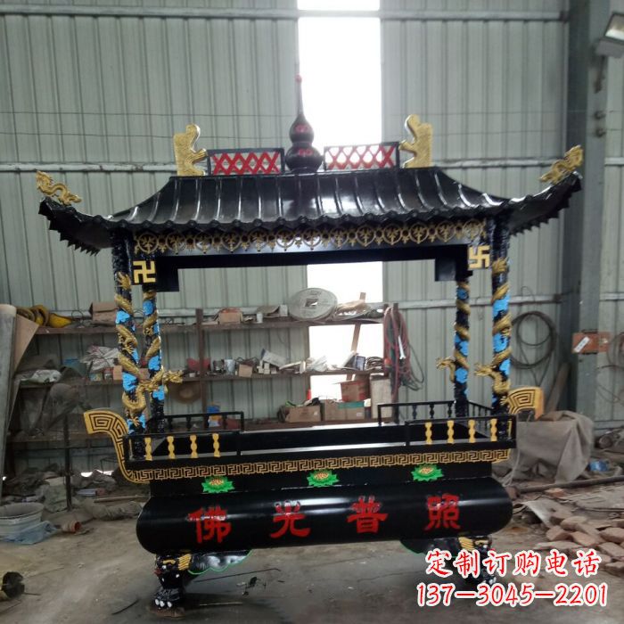 南阳精美绝伦的浮雕龙纹铜香炉雕塑