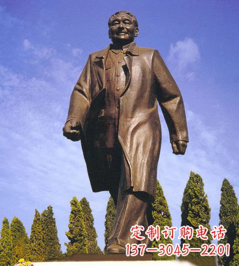 南阳产品名称传承历史 铸就邓小平雕塑