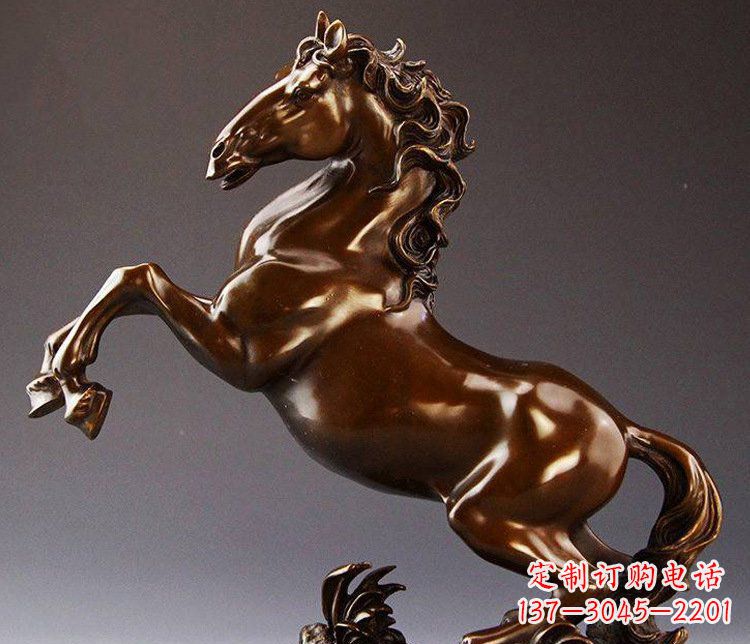 南阳青铜马头雕塑