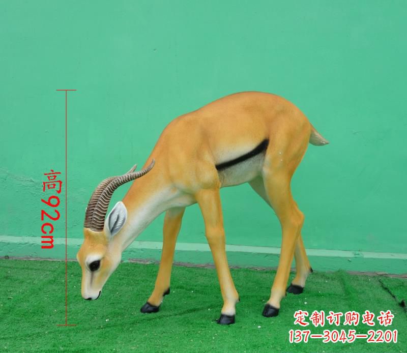 南阳玻璃钢仿真羚羊雕塑