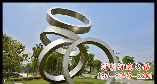 南阳铭记匠心的不锈钢折叠圆环景观雕塑