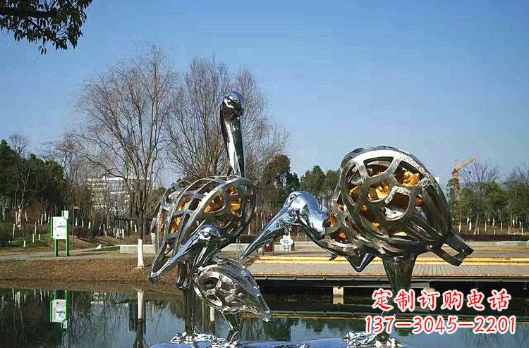 南阳手工制作的可爱丹顶鹤雕塑