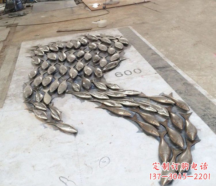 南阳多彩活力的不锈钢动物雕塑